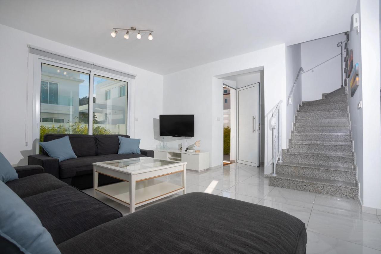 Villa Ioli Green Bay By Trulycyprus Протарас Екстериор снимка